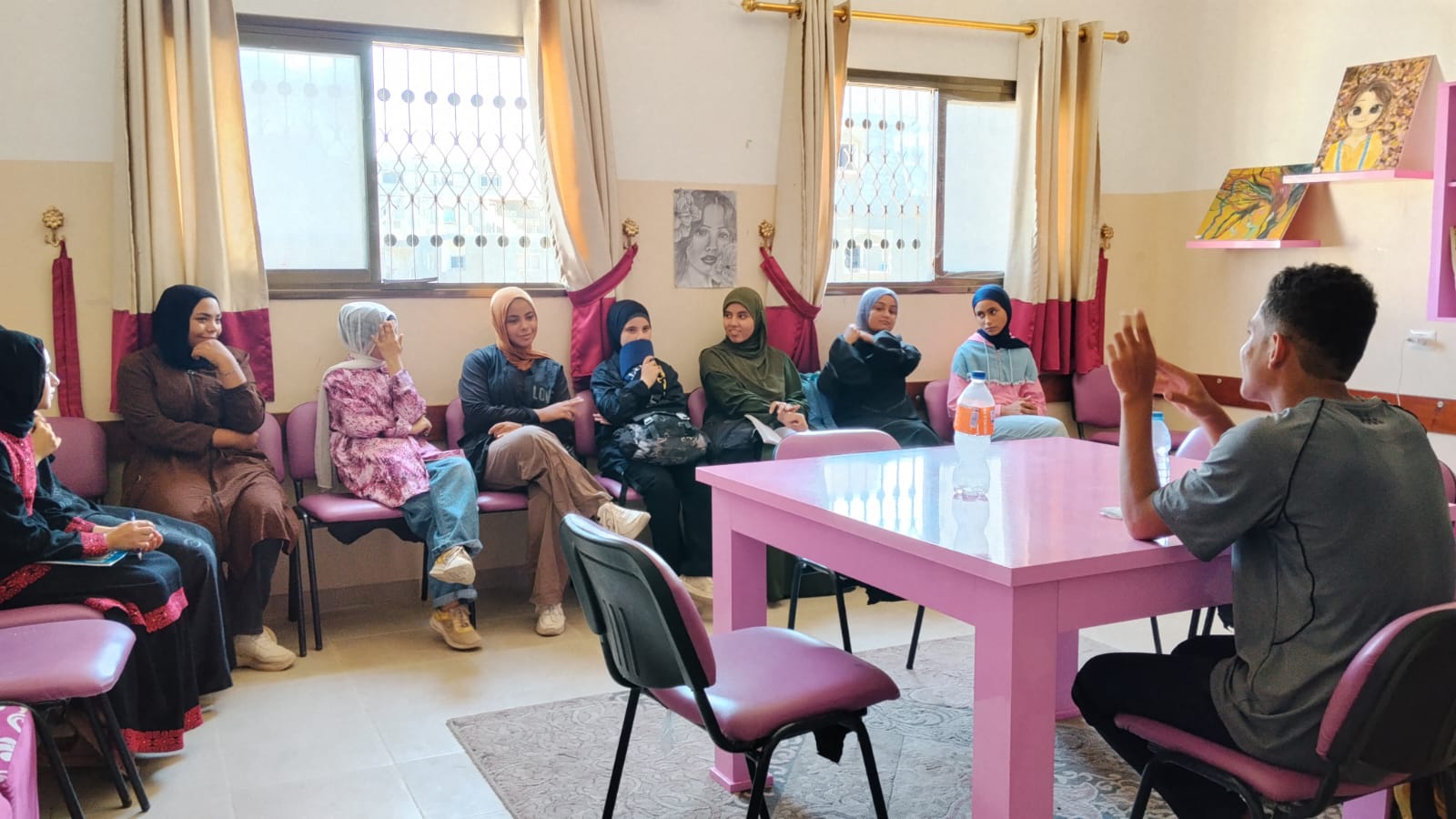 نادي الأقصى الرياضي يطلق مبادرة أدبية رائدة لتعزيز مهارات الكتابة الإبداعية وموسيقى الشعر