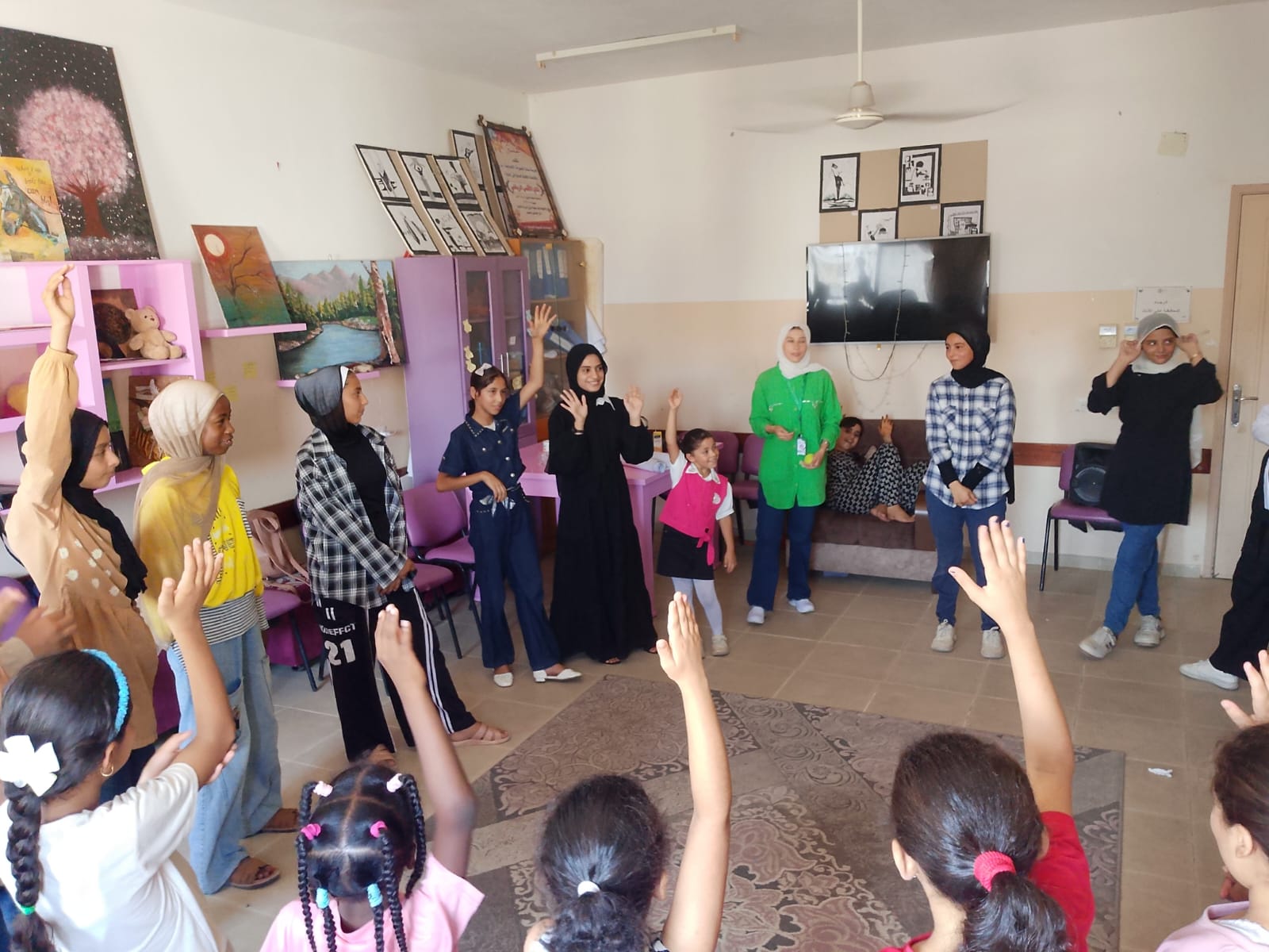 لتعزيز بيئة مجتمعية داعمة.. نادي الأقصى الرياضي ومركز "قادرين نغيّر" يعقدان ورشة عمل حول الأمان النفسي