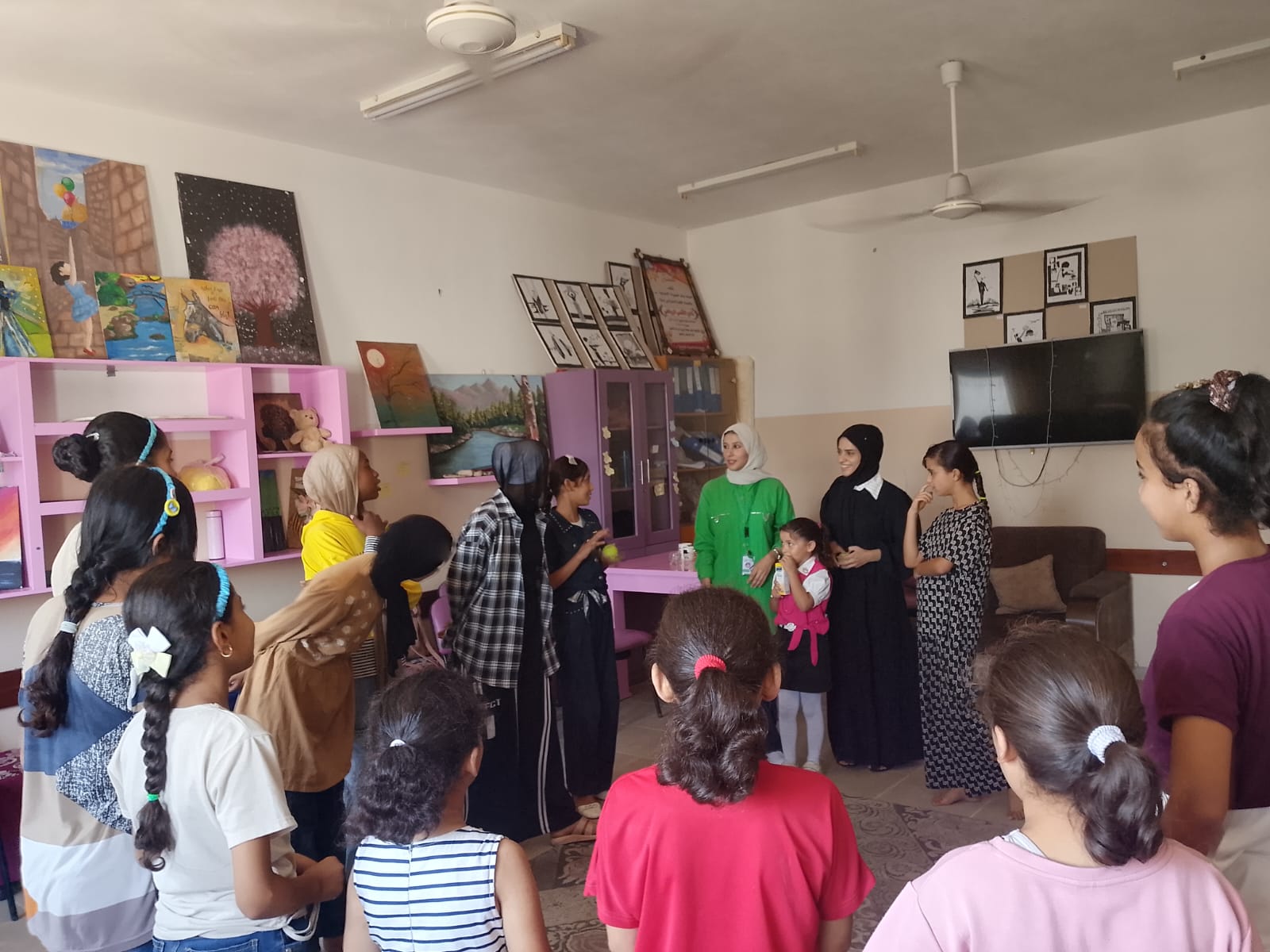 لتعزيز بيئة مجتمعية داعمة.. نادي الأقصى الرياضي ومركز "قادرين نغيّر" يعقدان ورشة عمل حول الأمان النفسي