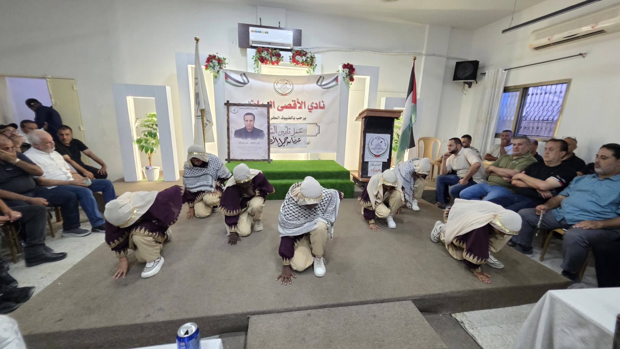 في أجواء مهيبة مفعمة بالوفاء، نادي الأقصى الرياضي ينظم حفل تأبين حاشد للشهيد القائد عدنان الطويل "أبو حسام"