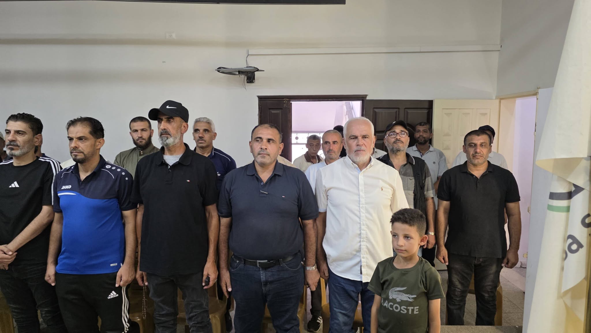 في أجواء مهيبة مفعمة بالوفاء، نادي الأقصى الرياضي ينظم حفل تأبين حاشد للشهيد القائد عدنان الطويل "أبو حسام"